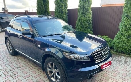 Infiniti FX I, 2007 год, 850 000 рублей, 10 фотография