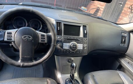 Infiniti FX I, 2007 год, 850 000 рублей, 26 фотография