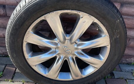 Infiniti FX I, 2007 год, 850 000 рублей, 28 фотография