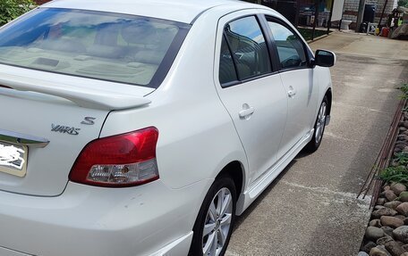 Toyota Yaris III рестайлинг, 2008 год, 627 000 рублей, 4 фотография