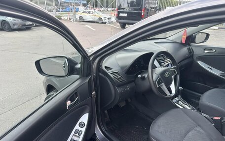 Hyundai Solaris II рестайлинг, 2011 год, 670 000 рублей, 10 фотография