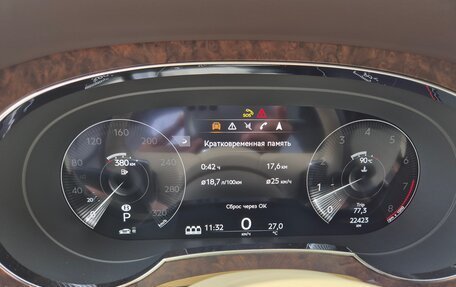 Bentley Bentayga I, 2021 год, 21 000 000 рублей, 13 фотография
