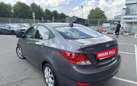 Hyundai Solaris II рестайлинг, 2011 год, 670 000 рублей, 6 фотография