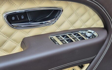 Bentley Bentayga I, 2021 год, 21 000 000 рублей, 23 фотография