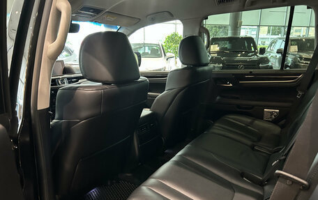 Lexus LX III, 2017 год, 7 858 000 рублей, 15 фотография