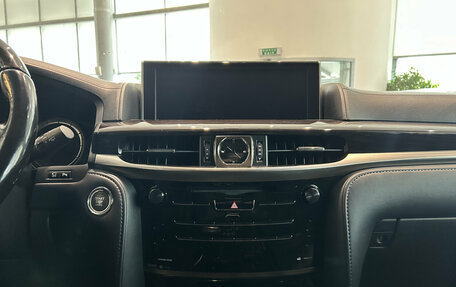 Lexus LX III, 2017 год, 7 858 000 рублей, 18 фотография