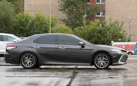 Toyota Camry, 2018 год, 2 850 000 рублей, 6 фотография
