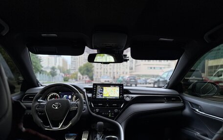 Toyota Camry, 2018 год, 2 850 000 рублей, 5 фотография