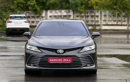 Toyota Camry, 2018 год, 2 850 000 рублей, 3 фотография