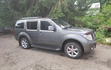 Nissan Pathfinder, 2007 год, 950 000 рублей, 2 фотография