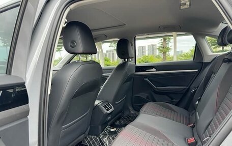 Volkswagen Lavida, 2023 год, 1 830 000 рублей, 12 фотография