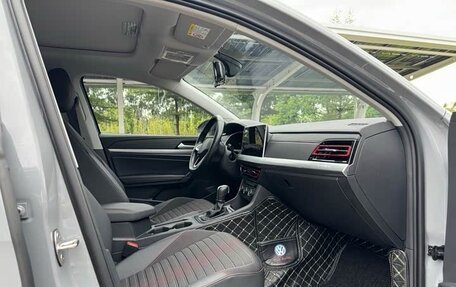 Volkswagen Lavida, 2023 год, 1 830 000 рублей, 14 фотография