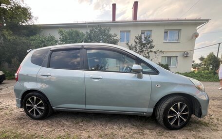 Honda Jazz I рестайлинг, 2005 год, 500 000 рублей, 3 фотография
