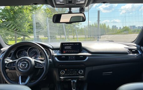 Mazda 6, 2017 год, 2 000 000 рублей, 10 фотография
