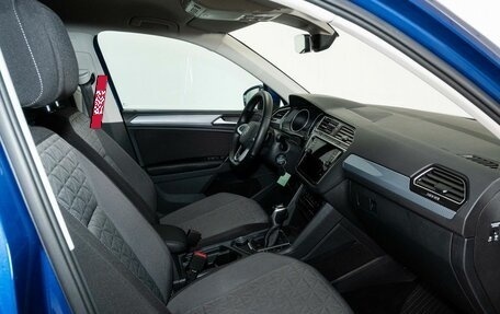 Volkswagen Tiguan II, 2021 год, 3 298 000 рублей, 6 фотография