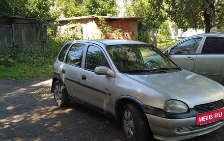 Opel Corsa B, 2000 год, 140 000 рублей, 3 фотография