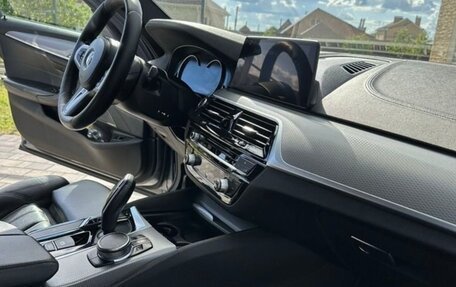 BMW 5 серия, 2017 год, 3 480 000 рублей, 18 фотография