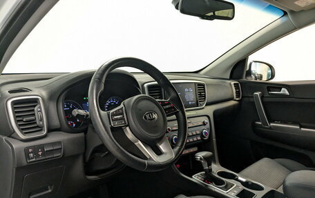 KIA Sportage IV рестайлинг, 2021 год, 2 490 000 рублей, 16 фотография