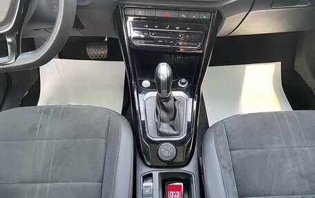 Volkswagen T-Roc I, 2022 год, 4 372 000 рублей, 14 фотография