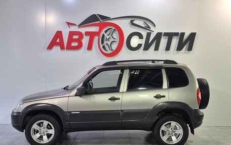 Chevrolet Niva I рестайлинг, 2015 год, 739 000 рублей, 4 фотография