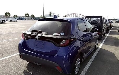 Toyota Yaris, 2020 год, 1 100 000 рублей, 10 фотография