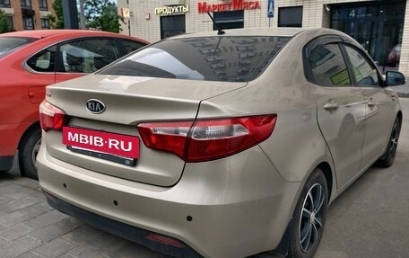 KIA Rio III рестайлинг, 2012 год, 900 000 рублей, 3 фотография