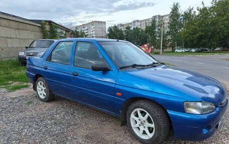 Ford Escort V, 1996 год, 150 000 рублей, 3 фотография