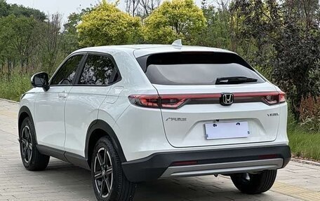 Honda Vezel, 2023 год, 1 700 098 рублей, 4 фотография