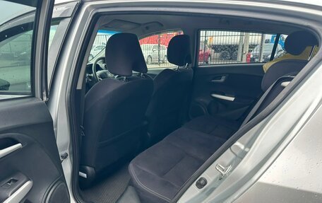 Honda Insight II рестайлинг, 2012 год, 959 000 рублей, 18 фотография