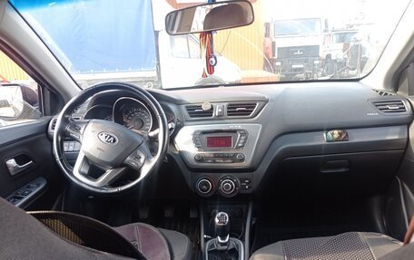 KIA Rio III рестайлинг, 2014 год, 700 000 рублей, 3 фотография