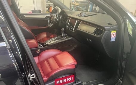 Porsche Macan I рестайлинг, 2017 год, 3 800 000 рублей, 4 фотография