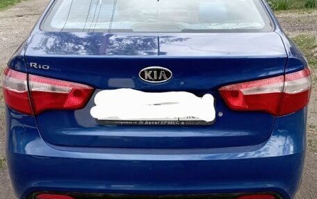 KIA Rio III рестайлинг, 2012 год, 800 000 рублей, 2 фотография