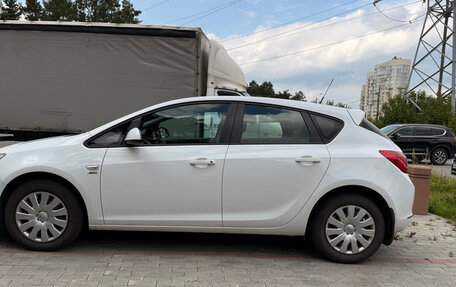 Opel Astra J, 2013 год, 699 000 рублей, 5 фотография