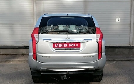 Mitsubishi Pajero Sport III рестайлинг, 2018 год, 2 199 000 рублей, 6 фотография