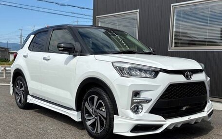 Toyota Raize I, 2023 год, 1 231 000 рублей, 3 фотография