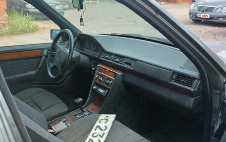 Mercedes-Benz E-Класс, 1992 год, 450 000 рублей, 8 фотография