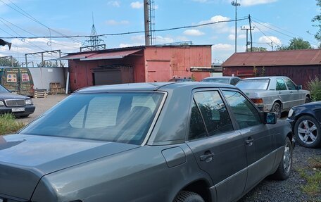 Mercedes-Benz E-Класс, 1992 год, 450 000 рублей, 7 фотография