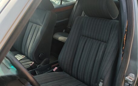 Mercedes-Benz E-Класс, 1992 год, 450 000 рублей, 10 фотография