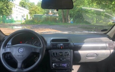 Opel Corsa B, 2000 год, 140 000 рублей, 11 фотография