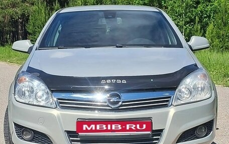 Opel Astra H, 2010 год, 470 000 рублей, 3 фотография