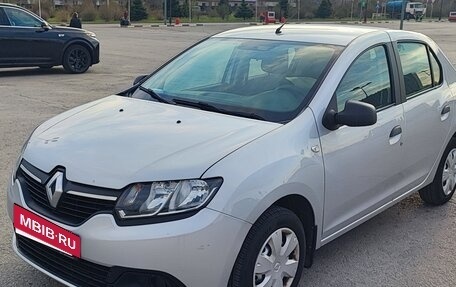 Renault Logan II, 2016 год, 1 050 000 рублей, 1 фотография