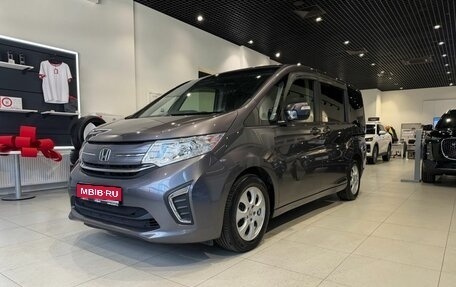 Honda Stepwgn IV, 2017 год, 1 749 000 рублей, 1 фотография
