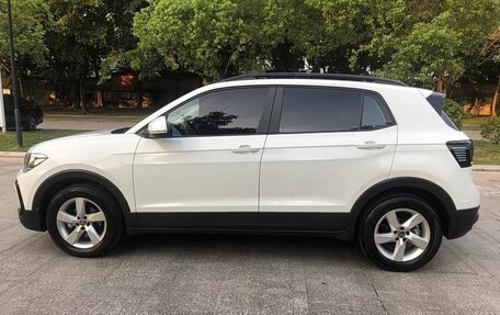 Volkswagen T-Cross I, 2023 год, 1 290 666 рублей, 9 фотография