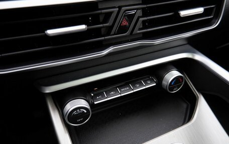 Geely Coolray I, 2023 год, 1 818 000 рублей, 12 фотография