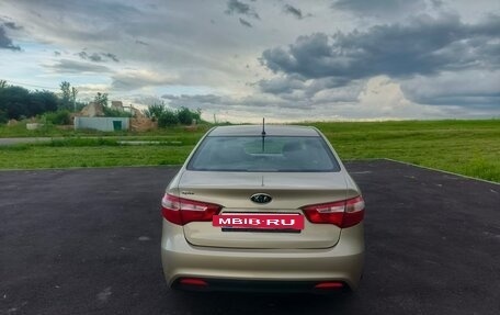 KIA Rio III рестайлинг, 2012 год, 690 000 рублей, 4 фотография