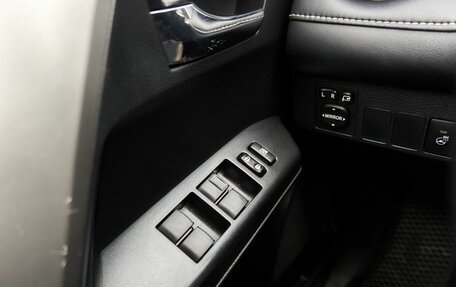 Toyota RAV4, 2018 год, 2 318 000 рублей, 12 фотография