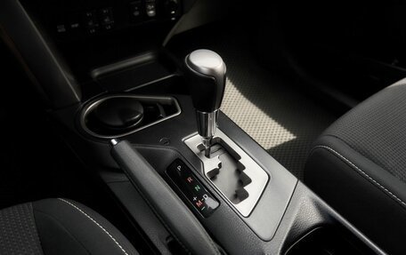 Toyota RAV4, 2018 год, 2 318 000 рублей, 10 фотография