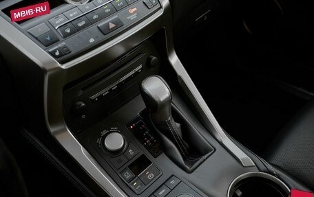 Lexus NX I, 2017 год, 3 398 750 рублей, 10 фотография