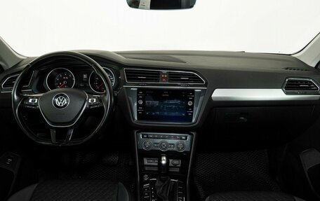 Volkswagen Tiguan II, 2020 год, 2 538 000 рублей, 7 фотография