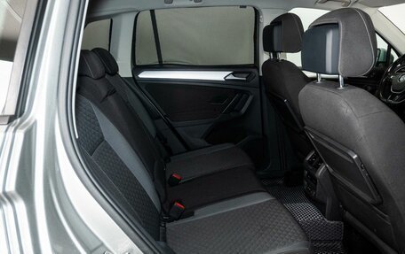 Volkswagen Tiguan II, 2020 год, 2 538 000 рублей, 8 фотография